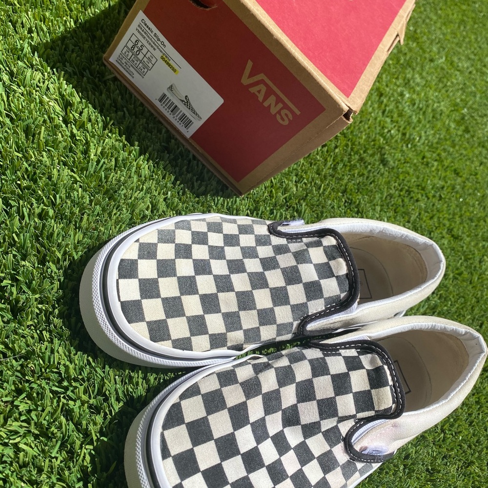 Classic Slip On  Checkered Vans